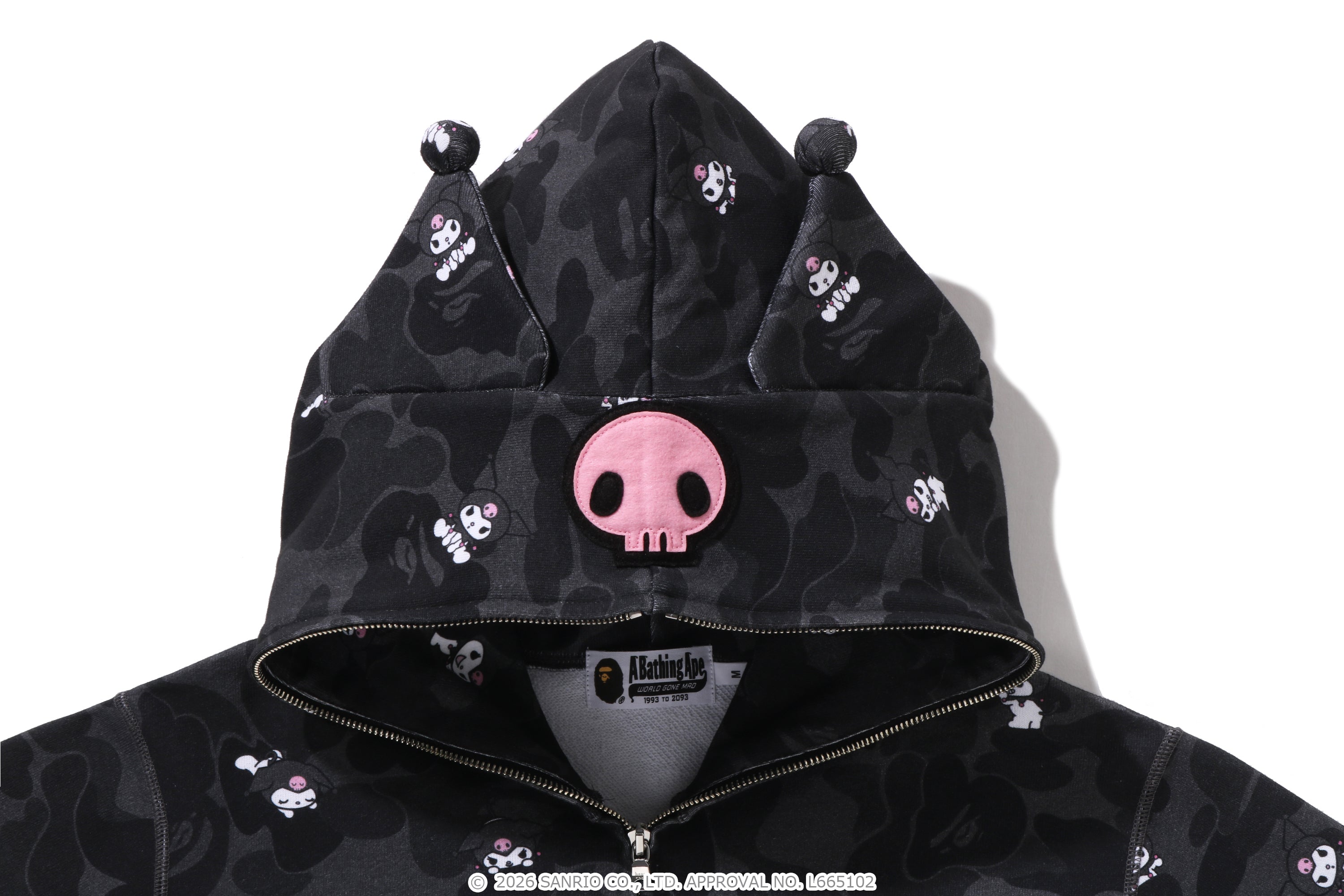 トップス A BATHING APE Kuromi Camo FullZip Hoodie BAPE x Sanrio Characters Kuromi Camo Full Zip Hoodie Size S *SHIPS