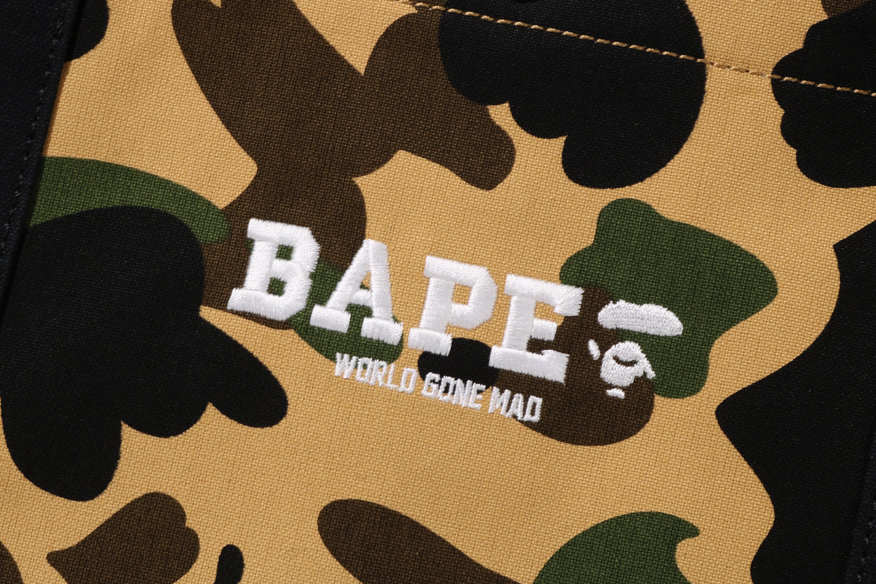 1ST CAMO 2WAY TOTE BAG – eu.bape.com