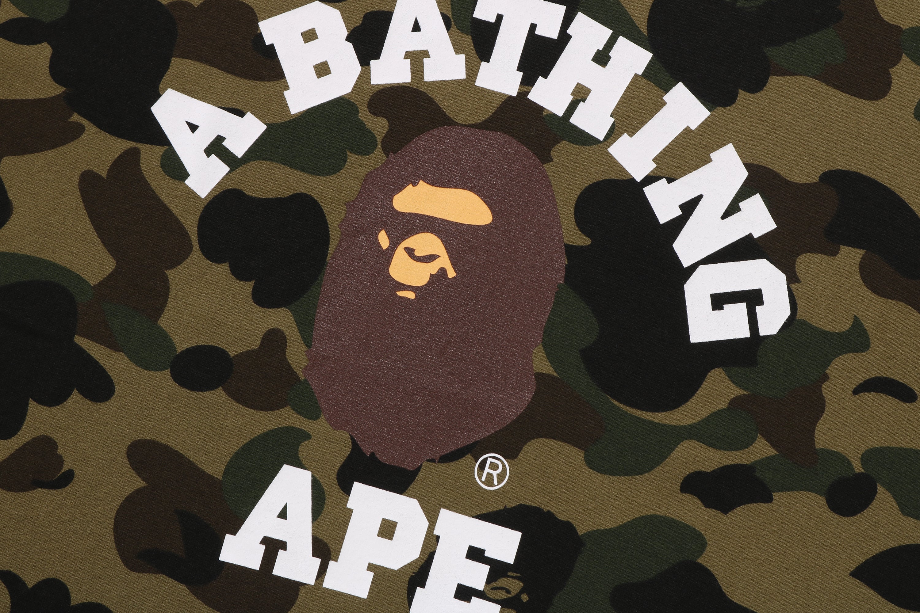 1ST CAMO COLLEGE TEE – eu.bape.com