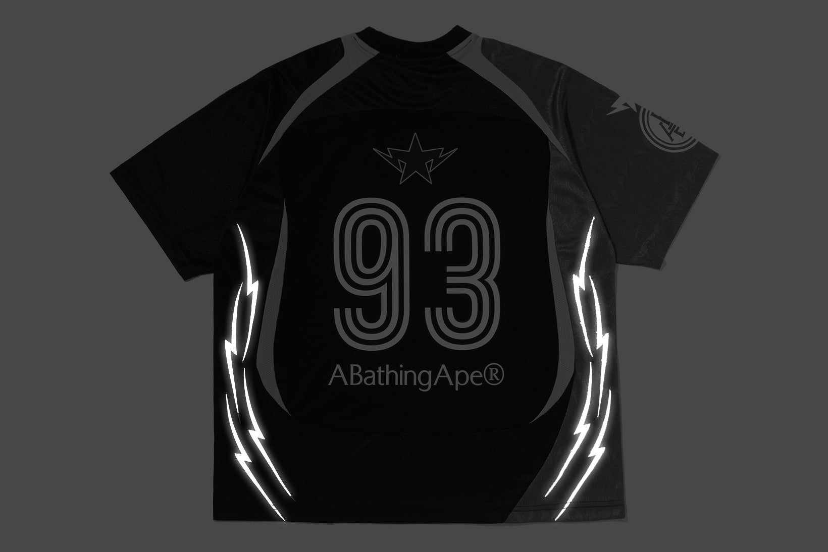 APA FRAME PATTERN MULTI LOGO RELAXED FIT FOOTBALL JERSEY – eu.bape.com