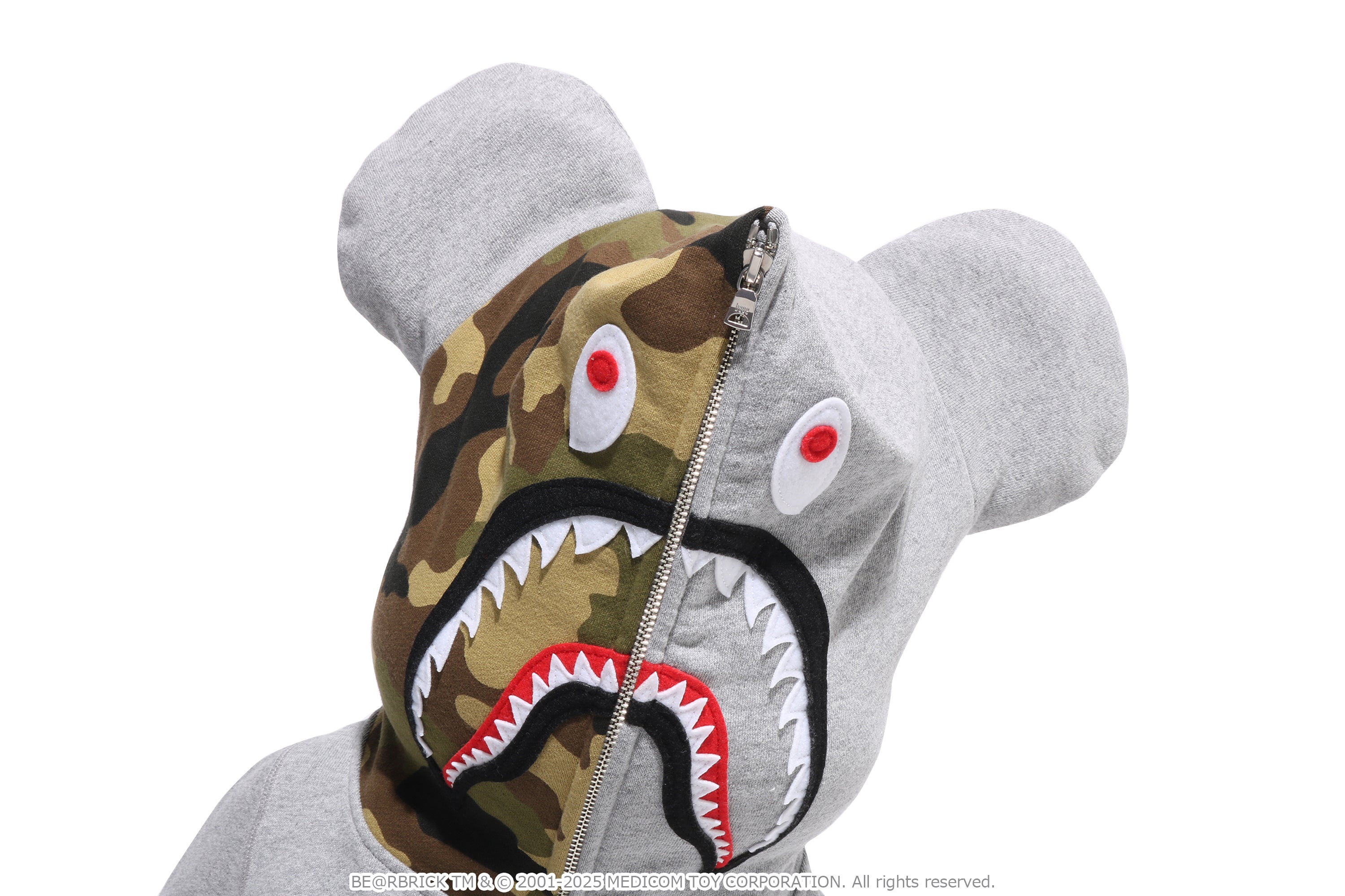 SHARK HOODIE BE@RBRICK 1000% – eu.bape.com