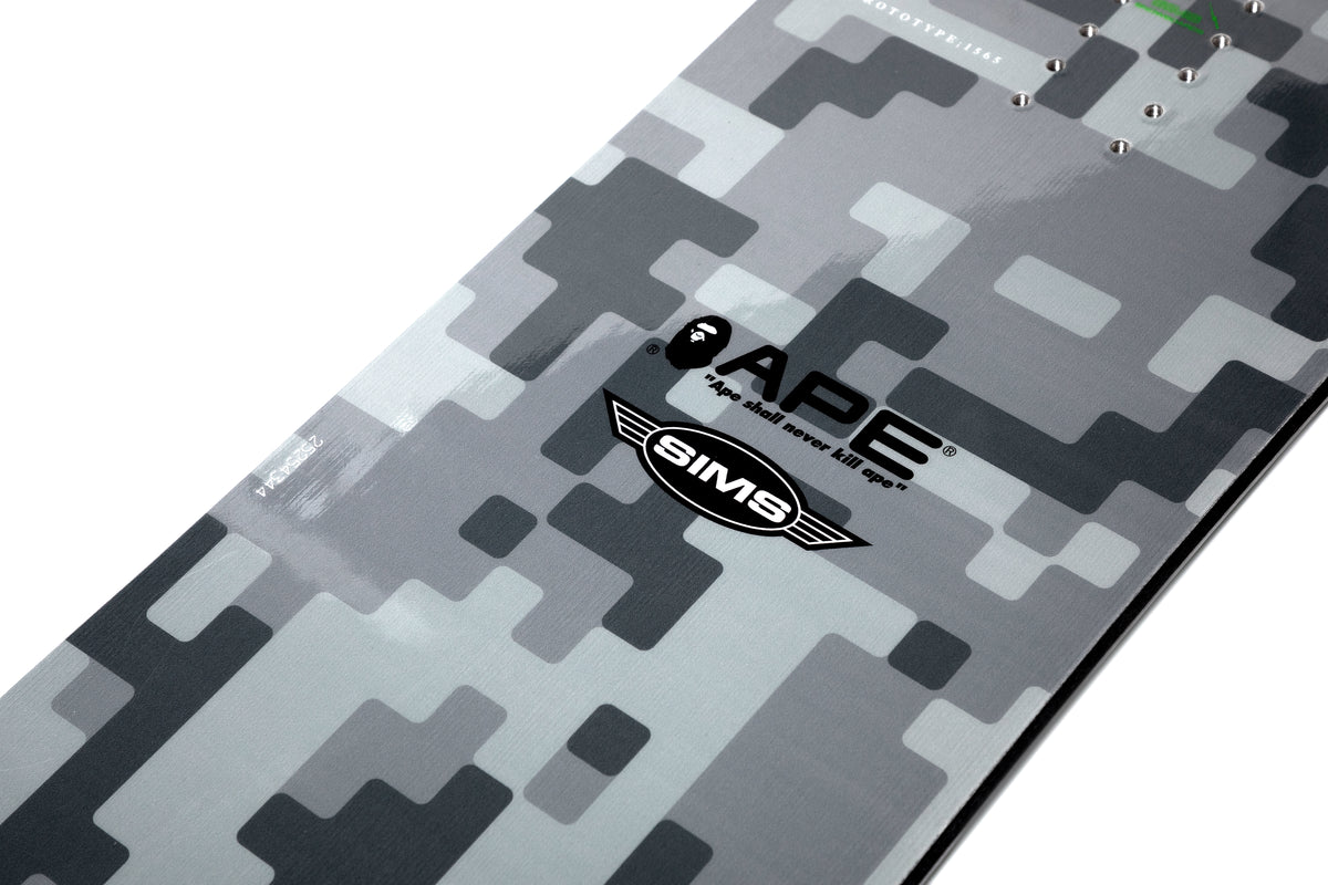 BAPE BY KAZUKI KURAISHI X SIMS SNOWBOARD