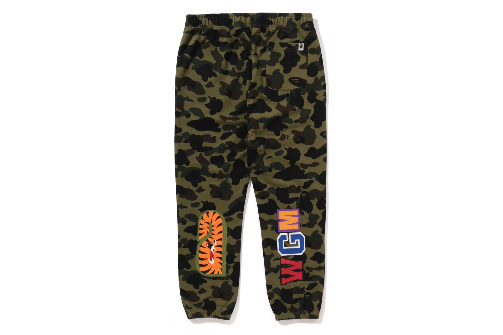 1ST CAMO SHARK SWEATPANTS MENS eu.bape