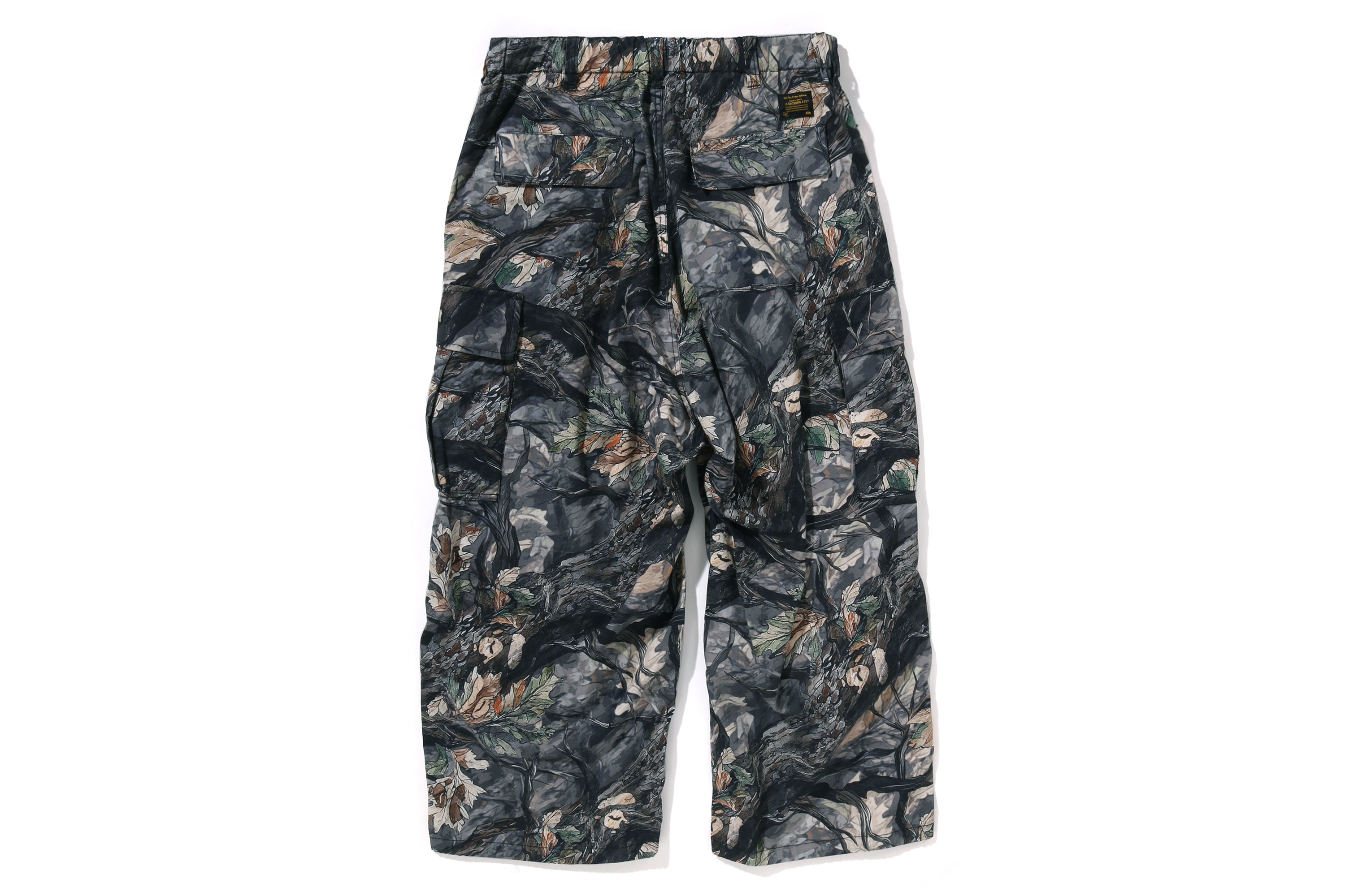 パンツ A bathing ape TREE EDGE CAMO CARGO PANTS A BATHING APE® Tree Edge Camo Relaxed Fit Work Pants | Bape