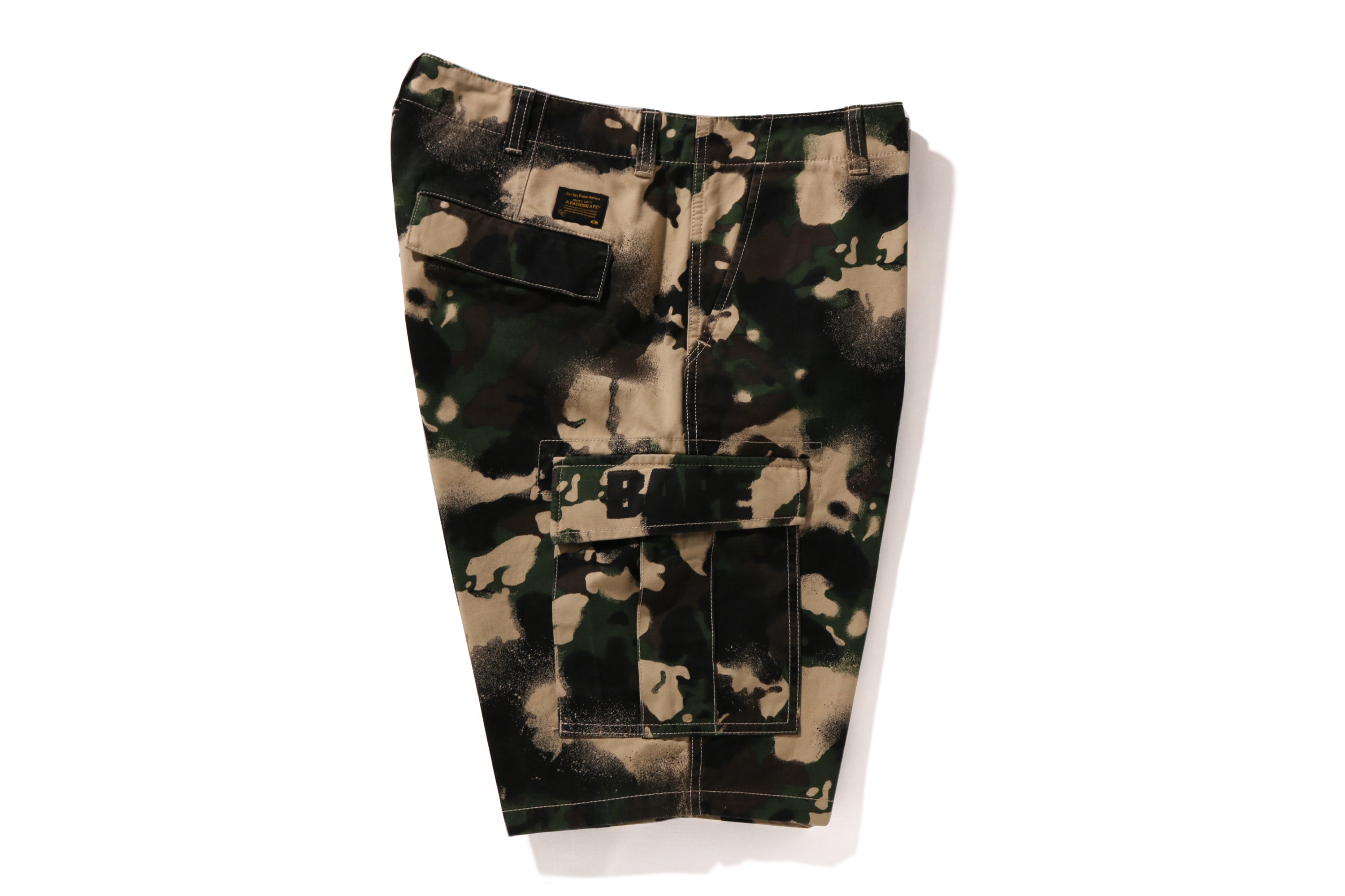 MAP CAMO REGULAR FIT CARGO SHORTS – eu.bape.com