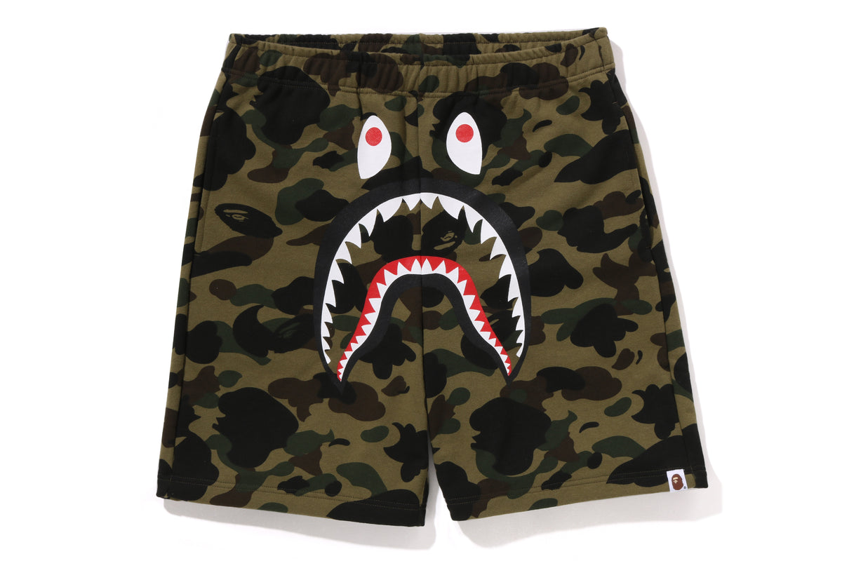 1ST CAMO SHARK REGULAR FIT SWEAT SHORTS – - Main Image
