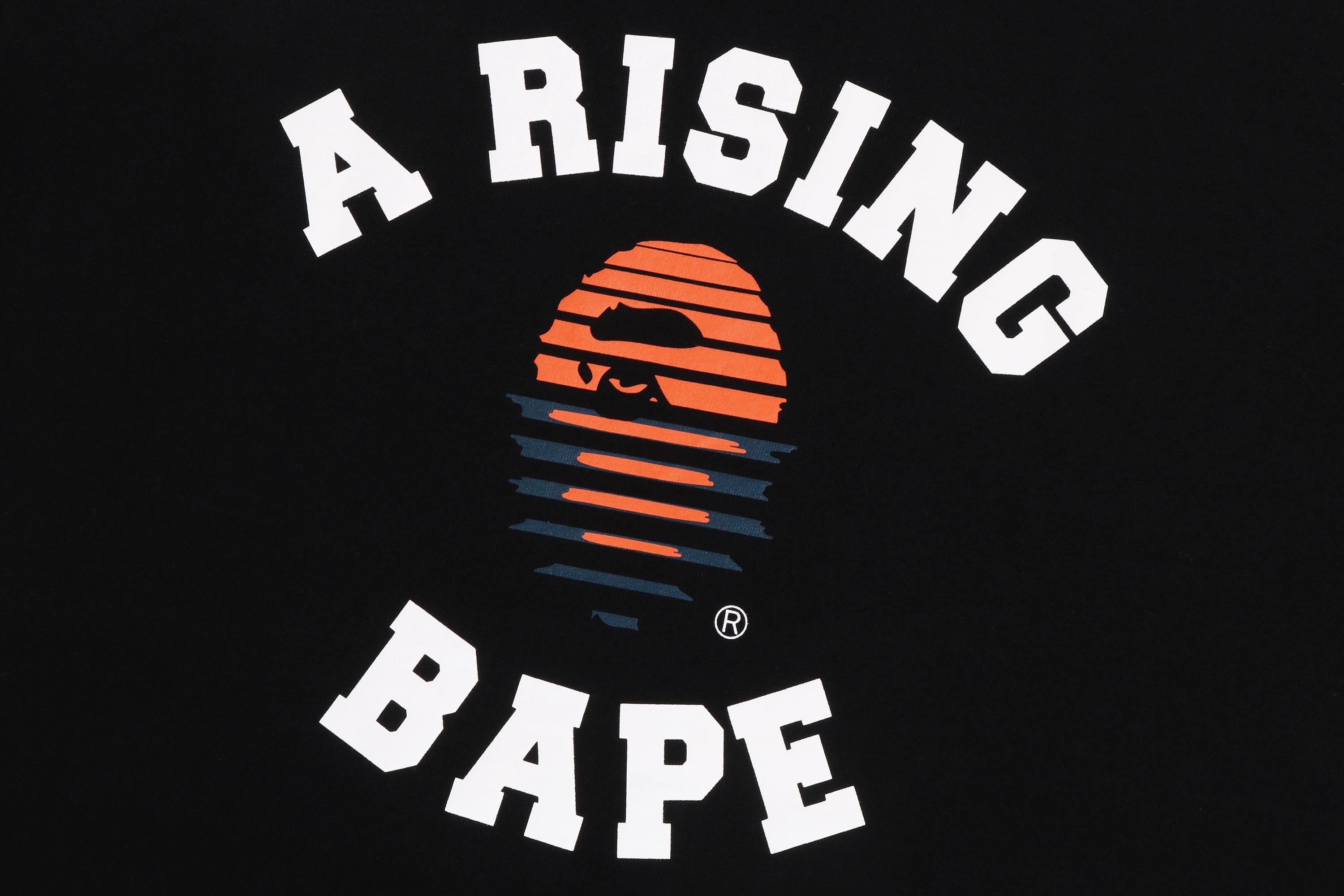A bathing ape アベイシングエイプ　チノパン　ロゴ　bape Ｌ A RISING BAPE TEE – eu.bape.com