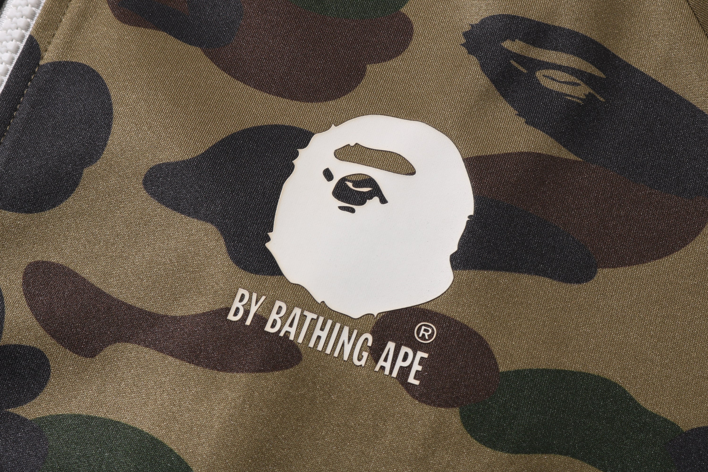 1ST CAMO RELAXED FIT TRACK JACKET – eu.bape.com