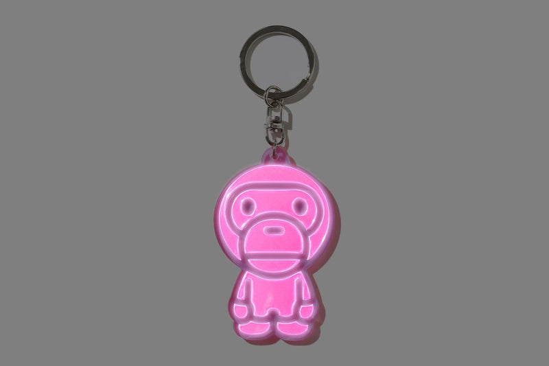 BABY MILO REFLECTIVE KEYCHAIN