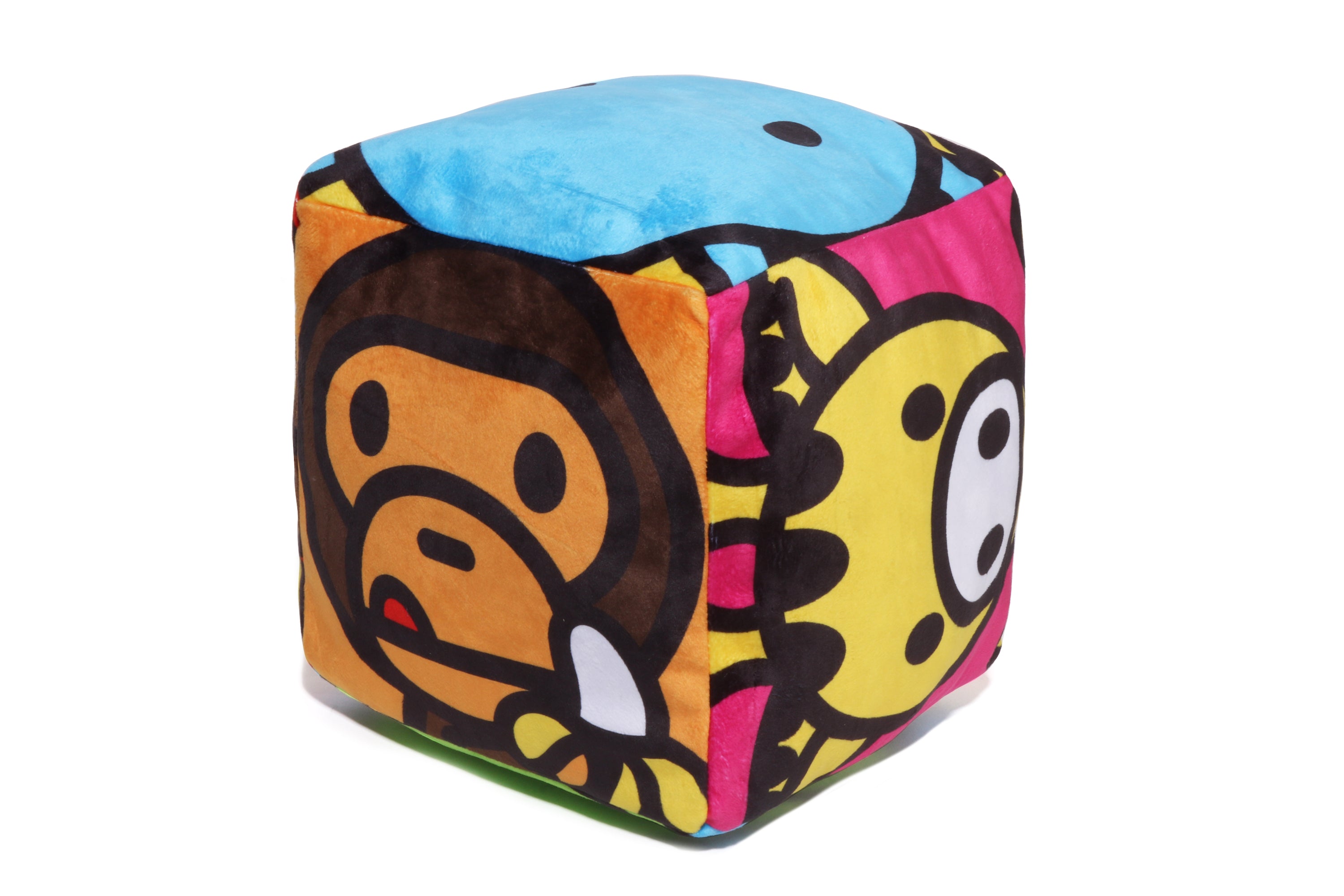 MILO FRIENDS CUSHION – eu.bape.com