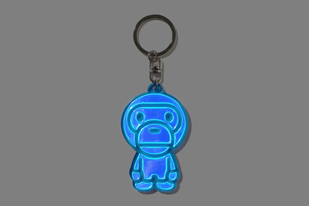 BABY MILO REFLECTIVE KEYCHAIN