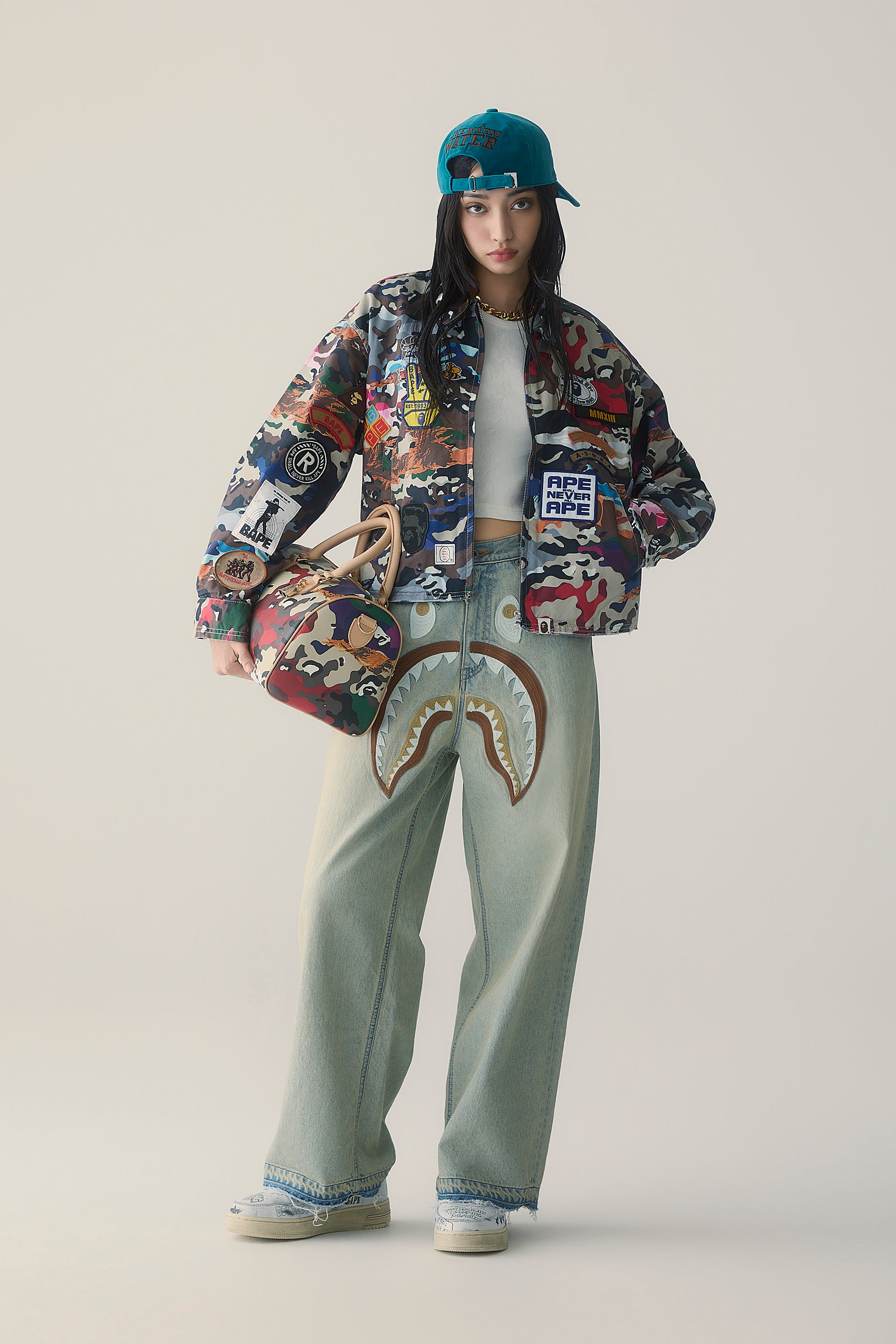 e-MOOK A BATHING APE® 2022 SPRING COLLECTION – eu.bape.com