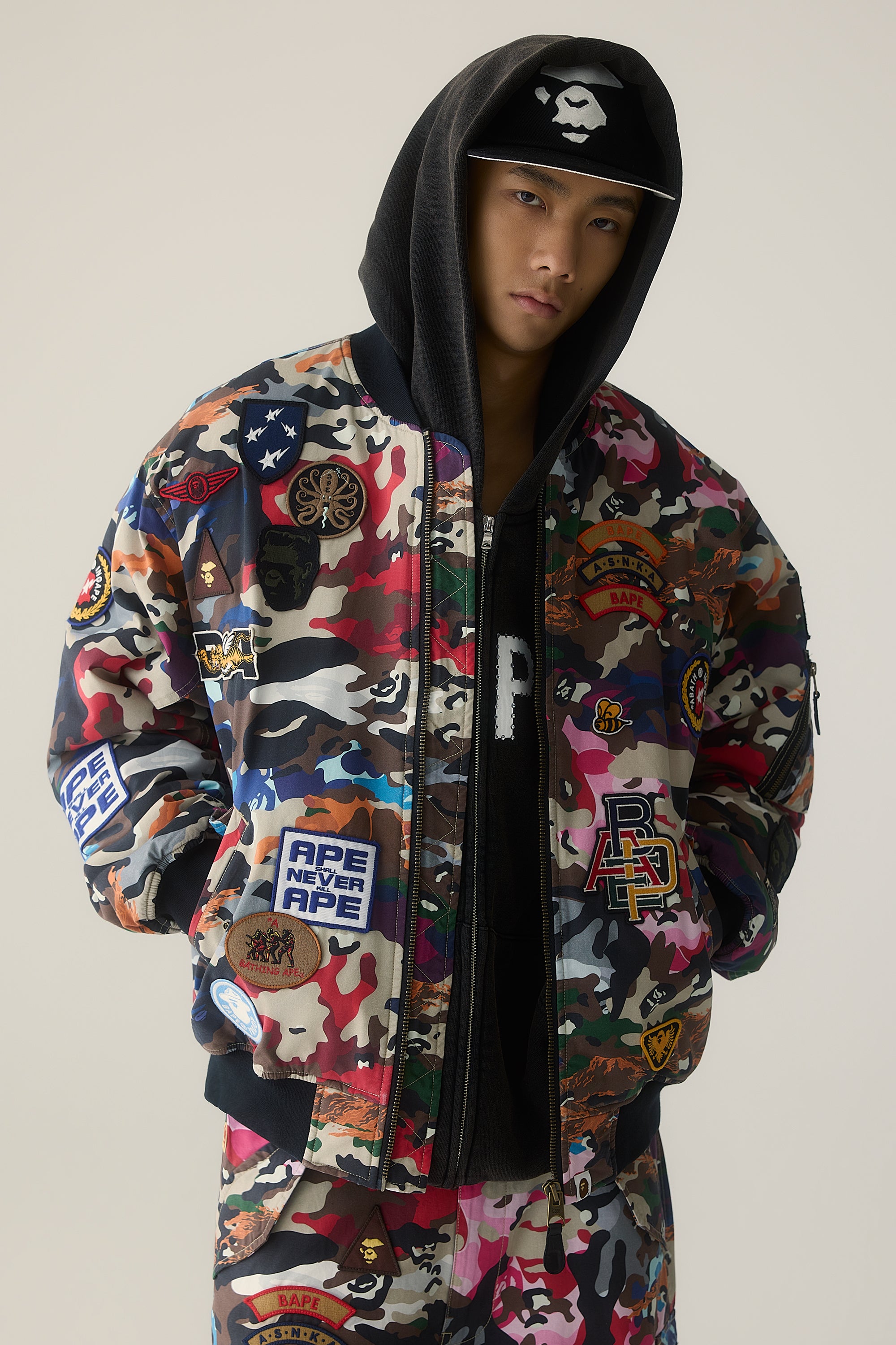 e-MOOK A BATHING APE® 2022 SPRING COLLECTION – eu.bape.com
